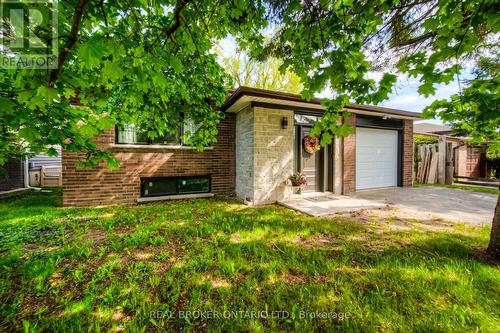 23 Carberry Road, Erin, ON - Outdoor