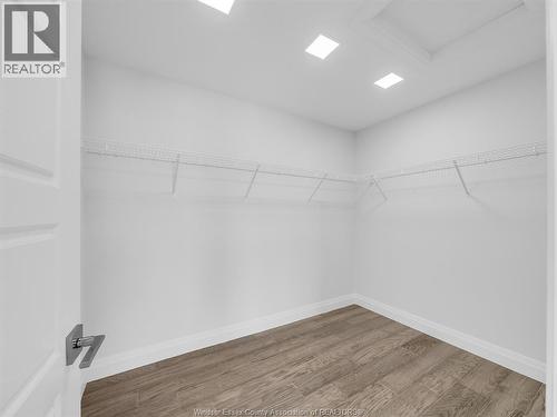 118 Bear Street, Essex, ON - Indoor With Storage