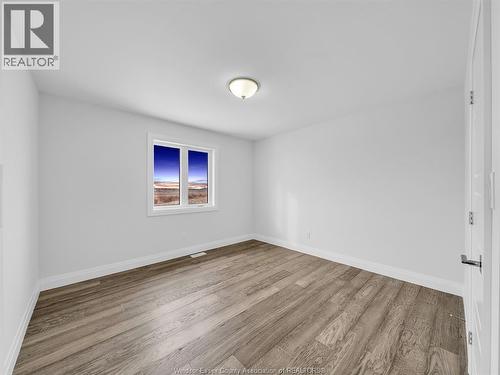 118 Bear Street, Essex, ON - Indoor Photo Showing Other Room