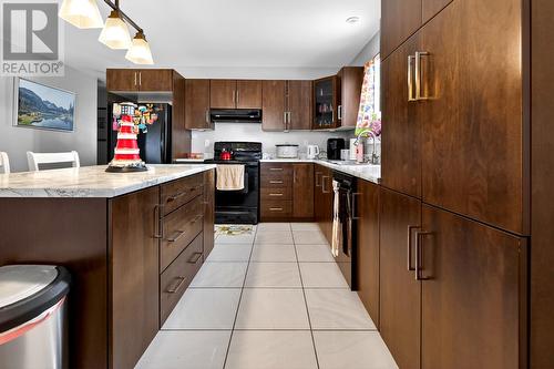 62 Chatwood Crescent, Conception Bay South, NL - Indoor Photo Showing Kitchen