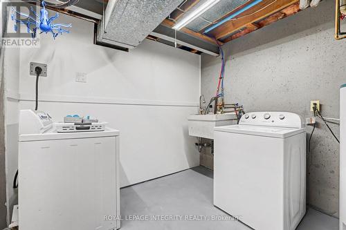 185 Withrow Avenue, Ottawa, ON - Indoor Photo Showing Laundry Room