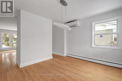 517 Braydon Avenue, Ottawa, ON - Indoor Photo Showing Other Room