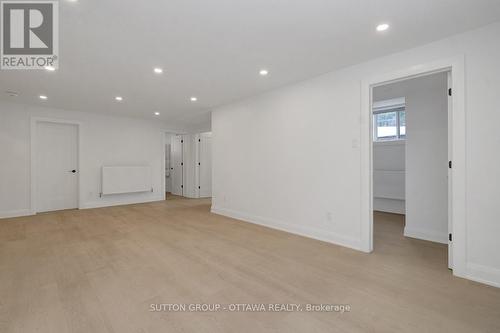 517 Braydon Avenue, Ottawa, ON - Indoor Photo Showing Other Room