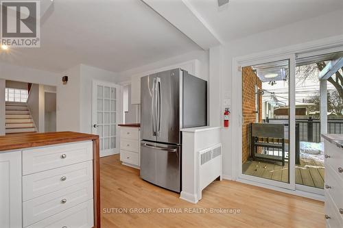 517 Braydon Avenue, Ottawa, ON - Indoor Photo Showing Kitchen