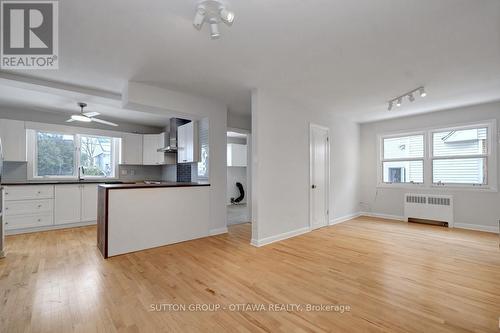 517 Braydon Avenue, Ottawa, ON - Indoor Photo Showing Kitchen