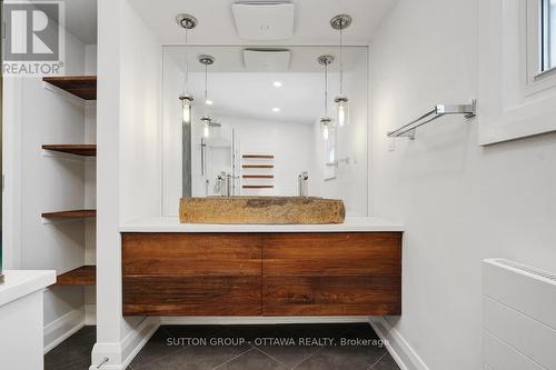 517 Braydon Avenue, Ottawa, ON - Indoor Photo Showing Other Room