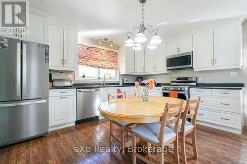 179422 Grey Road 17, Georgian Bluffs, ON - Indoor