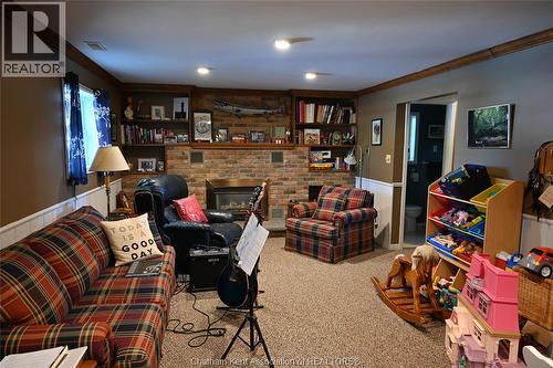 5 Bernard Avenue East, Ridgetown, ON - Indoor With Fireplace