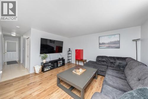 834 Exmouth Street Unit# 29, Sarnia, ON - Indoor Photo Showing Living Room