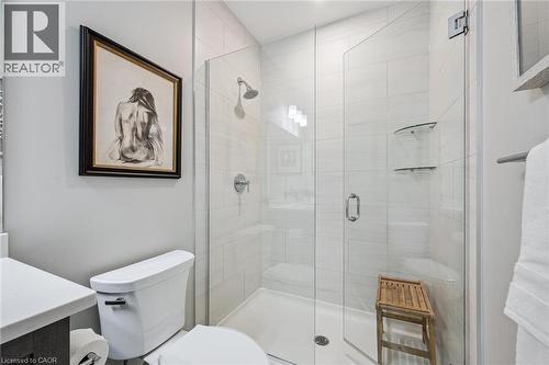 1880 Gordon Street Unit# 809, Guelph, ON - Indoor Photo Showing Bathroom