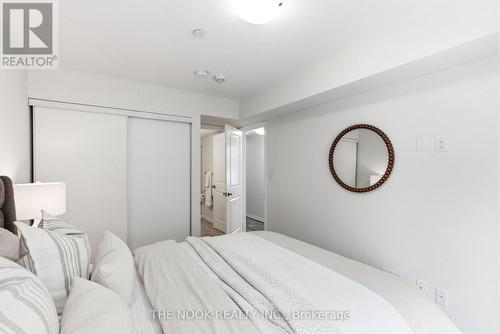 401 - 1460 Whites Road, Pickering (Woodlands), ON - Indoor Photo Showing Bedroom