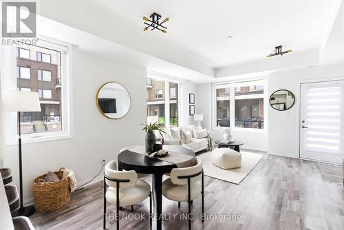401 - 1460 Whites Road, Pickering (Woodlands), ON - Indoor Photo Showing Dining Room