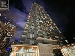 3806 - 11 BRUNEL COURT  Toronto, ON M5V 3Y3