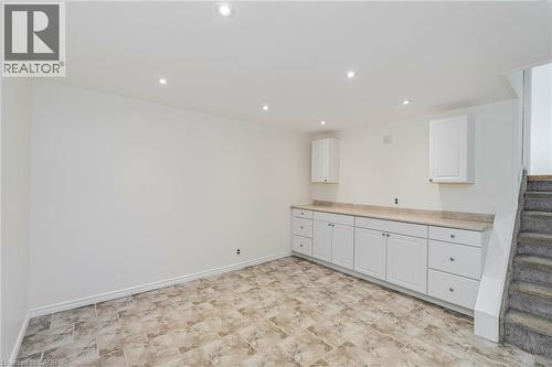 1093 Parthia Crescent, Mississauga, ON - Indoor