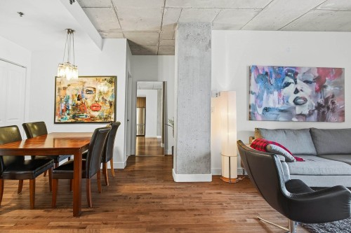 817-555 Boul. René-Lévesque E.  Montréal (Ville-Marie), QC H2L 0C2