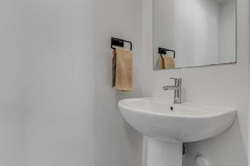 Salle d'eau - 35 Rue De La Tourbière, Sainte-Catherine-De-La-Jacques-Cartier, QC - Indoor Photo Showing Bathroom