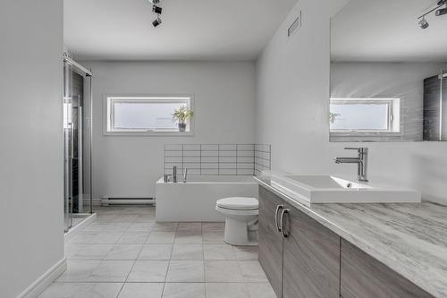 Salle de bains - 35 Rue De La Tourbière, Sainte-Catherine-De-La-Jacques-Cartier, QC - Indoor Photo Showing Bathroom