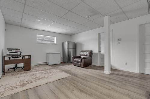 Salle familiale - 35 Rue De La Tourbière, Sainte-Catherine-De-La-Jacques-Cartier, QC - Indoor