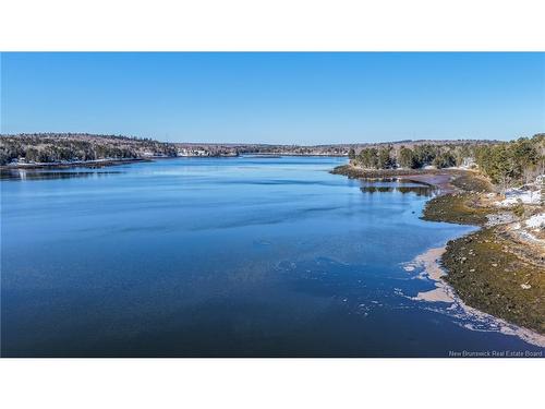 12 Bayview Dr, Dufferin, NB 