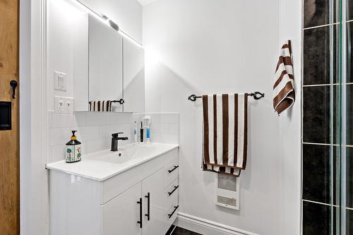 Salle de bains - 7 Rue St-André, Mont-Blanc, QC - Indoor Photo Showing Bathroom