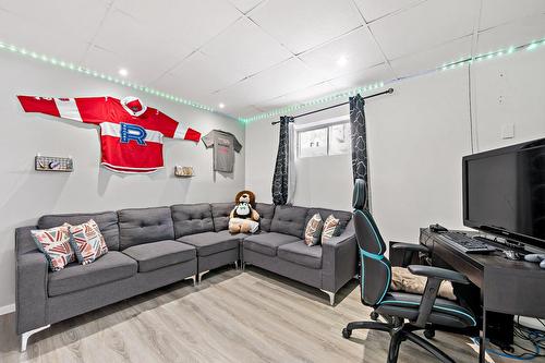 Chambre à coucher - 7 Rue St-André, Mont-Blanc, QC - Indoor Photo Showing Living Room