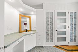 Salle de bains attenante à la CCP - 