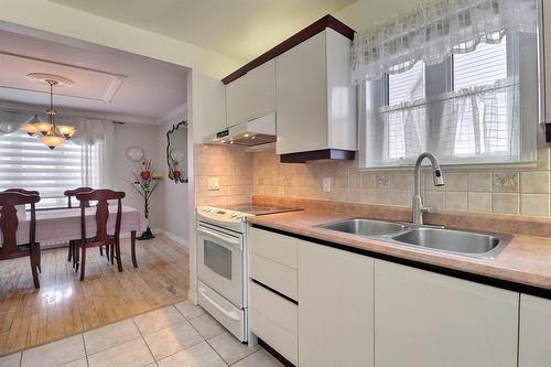 Cuisine - 958 Boul. Des Chutes, Québec (Beauport), QC - Indoor Photo Showing Kitchen With Double Sink