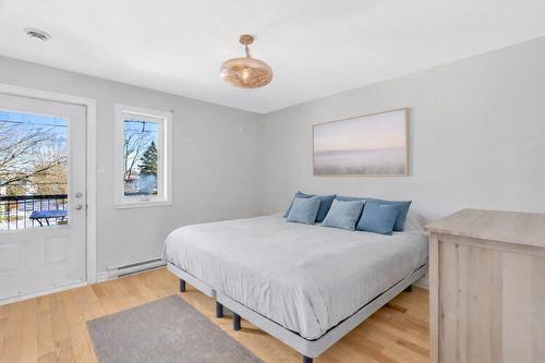 Chambre à coucher - 5-5740 Rue Laurendeau, Montréal (Le Sud-Ouest), QC - Indoor Photo Showing Bedroom