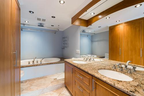 Salle de bains attenante à la CCP - 301-30 Rue Berlioz, Montréal (Verdun/Île-Des-Soeurs), QC - Indoor Photo Showing Bathroom