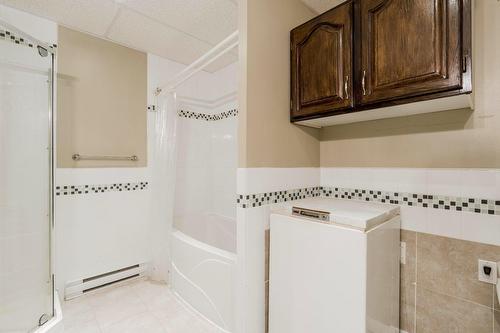 Salle de bains - 2992 Rue Chamberland, Sherbrooke (Fleurimont), QC - Indoor Photo Showing Other Room