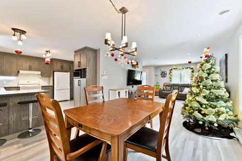 Dining room - 168 Rue Des Érables, Eastman, QC - Indoor Photo Showing Dining Room