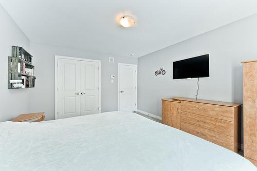 Primary bedroom - 168 Rue Des Érables, Eastman, QC - Indoor Photo Showing Bedroom