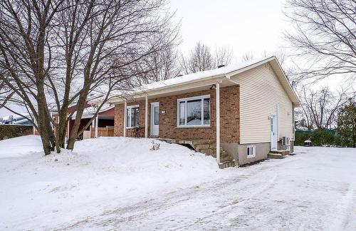 336 Rue Jeanne-Robert  Saint-Jean-Sur-Richelieu, QC J2W 2Z6
