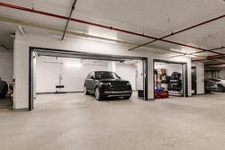Garage - 