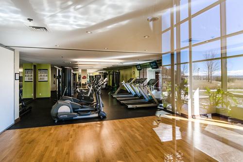 Salle d'exercice - Ph2-2-300 Av. Des Sommets, Montréal (Verdun/Île-Des-Soeurs), QC - Indoor Photo Showing Gym Room