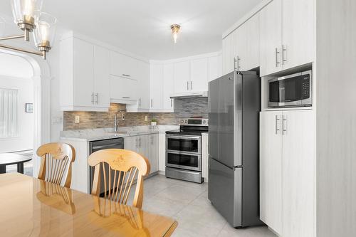 Cuisine - 1-436 Rue Gabrielle-Roy, Lévis (Les Chutes-De-La-Chaudière-Ouest), QC - Indoor Photo Showing Kitchen