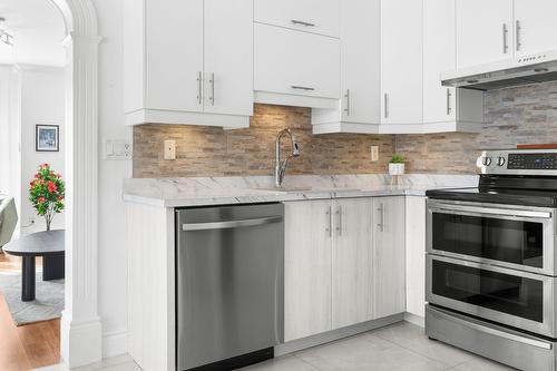 Cuisine - 1-436 Rue Gabrielle-Roy, Lévis (Les Chutes-De-La-Chaudière-Ouest), QC - Indoor Photo Showing Kitchen With Upgraded Kitchen