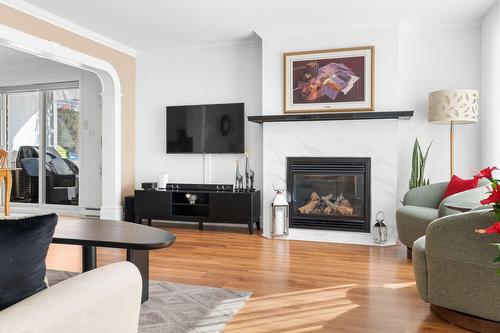 Autre - 1-436 Rue Gabrielle-Roy, Lévis (Les Chutes-De-La-Chaudière-Ouest), QC - Indoor Photo Showing Living Room With Fireplace
