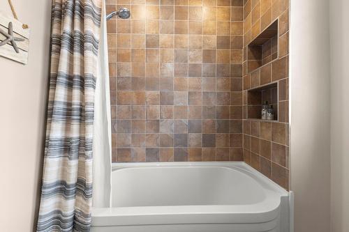 Salle de bains - 7940 Rue Bourdaloue, Laval (Auteuil), QC - Indoor Photo Showing Bathroom