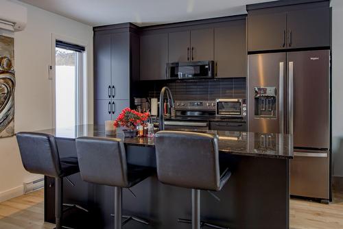 Cuisine - 5220 Rue Tremblay, Notre-Dame-Du-Mont-Carmel, QC - Indoor Photo Showing Kitchen