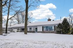 5620 Rue André  Montréal (Pierrefonds-Roxboro), QC H8Z 2V6