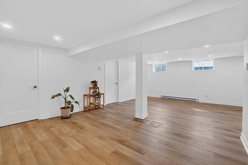 Salle familiale - 5620 Rue André, Montréal (Pierrefonds-Roxboro), QC - Indoor