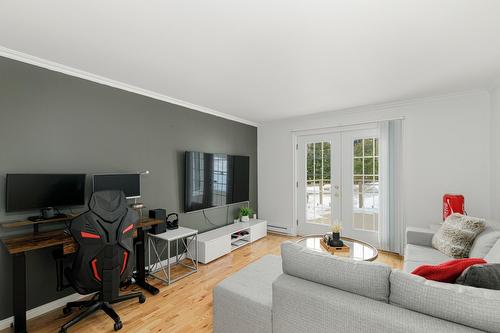 Chambre à coucher - 861  - 865 Rue Des Pinsons, Sainte-Adèle, QC - Indoor Photo Showing Living Room