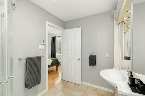 Salle de bains attenante à la CCP - 861  - 865 Rue Des Pinsons, Sainte-Adèle, QC - Indoor Photo Showing Bathroom