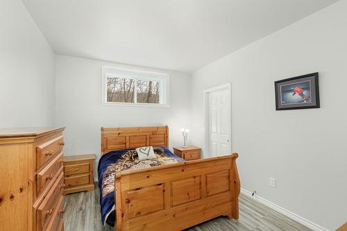 Logement - 861  - 865 Rue Des Pinsons, Sainte-Adèle, QC - Indoor Photo Showing Bedroom