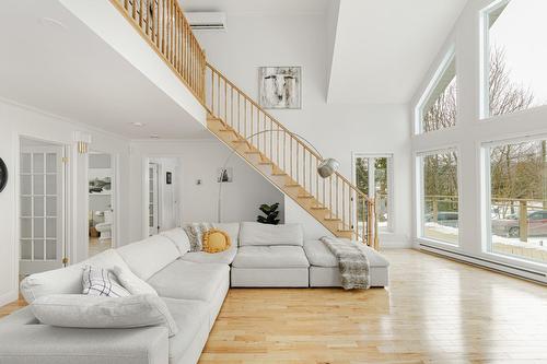 Salon - 861  - 865 Rue Des Pinsons, Sainte-Adèle, QC - Indoor Photo Showing Living Room