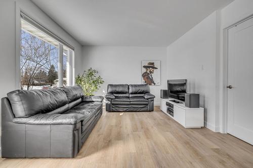 Salon - 370 Rue De Verdun, Lévis (Desjardins), QC - Indoor Photo Showing Living Room