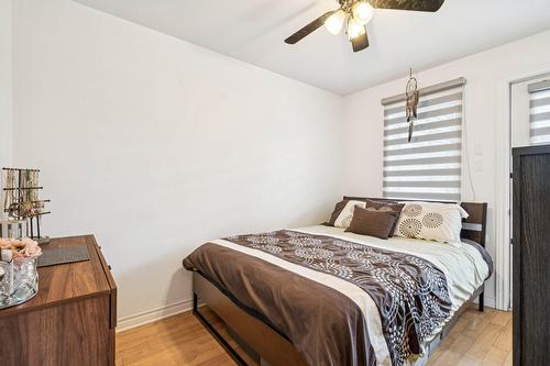 Chambre à coucher - 5-7390 Av. Léonard-De Vinci, Montréal (Villeray/Saint-Michel/Parc-Extension), QC - Indoor Photo Showing Bedroom