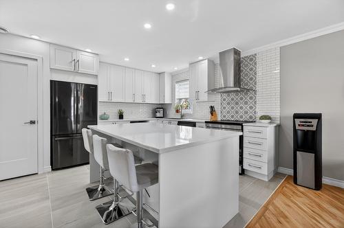 Cuisine - 36 Rue Du Marché, Sainte-Thérèse, QC - Indoor Photo Showing Kitchen With Upgraded Kitchen