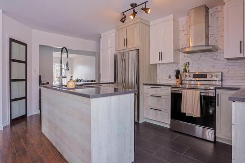 Cuisine - 1641 Rue Principale, Saint-Étienne-Des-Grès, QC - Indoor Photo Showing Kitchen With Upgraded Kitchen